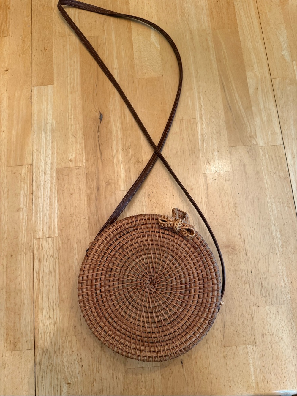 Wooden Round Rattan Crossbody Bag in Brown